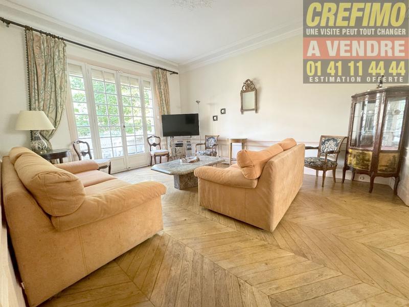 Maison - 190 m² - 8 pièces