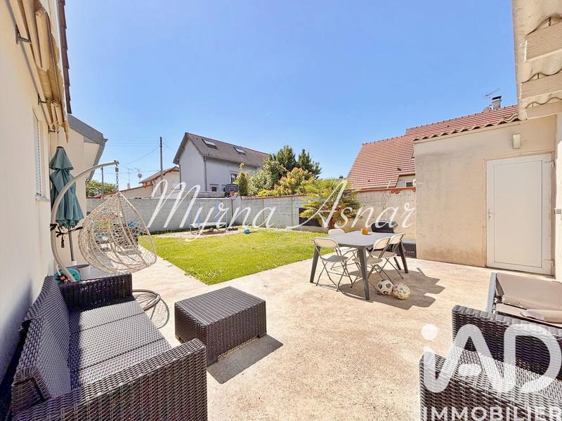 Maison - 106 m² - 5 pièces