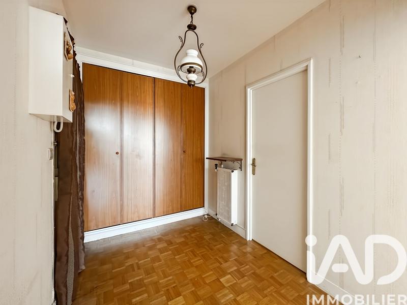 Appartement - 90 m² - 5 pièces