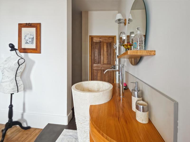 Maison de maîtres - 484 m² - 16 pièces