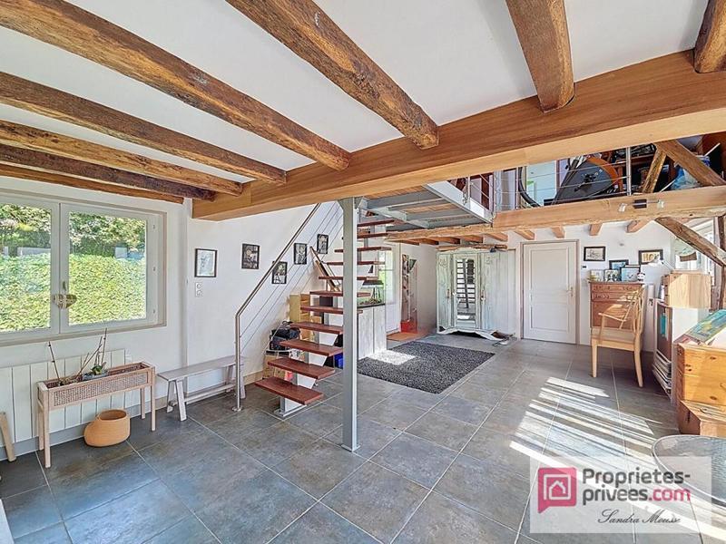 Maison - 266 m² - 8 pièces