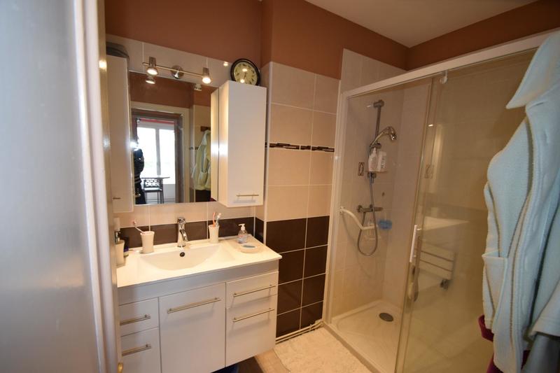 Appartement - 102 m² - 5 pièces