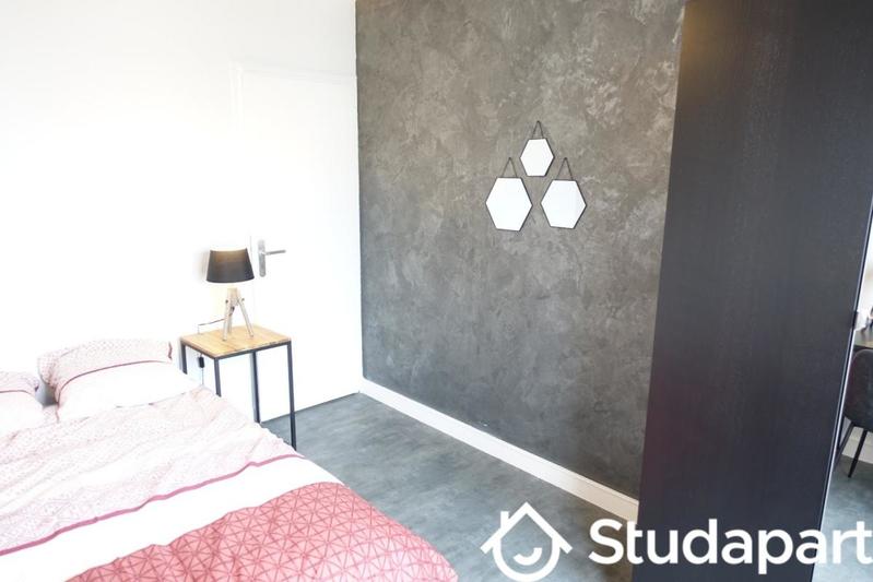 Chambre - 10 m² - 1 pièce