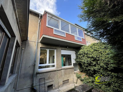 Maison - 207 m² - 10 pièces