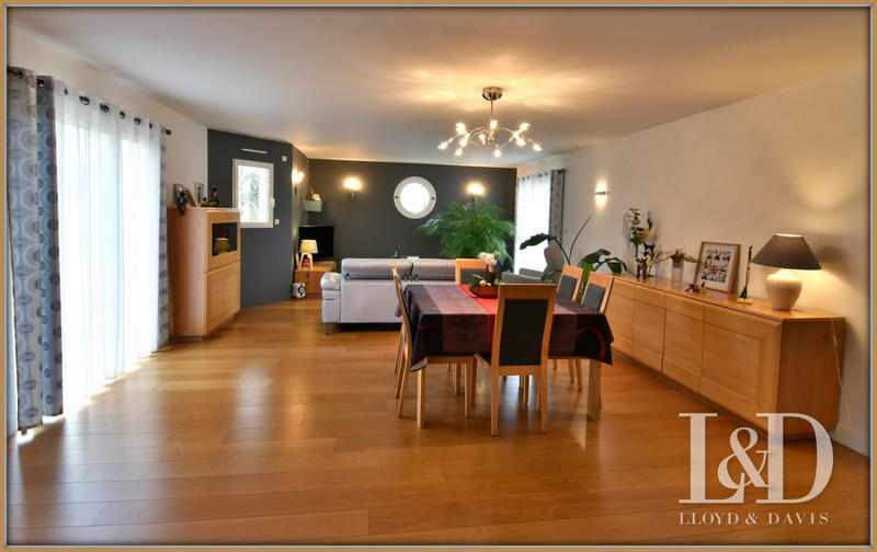 Maison - 154 m² - 6 pièces