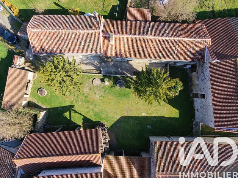 Maison - 96 m² - 5 pièces