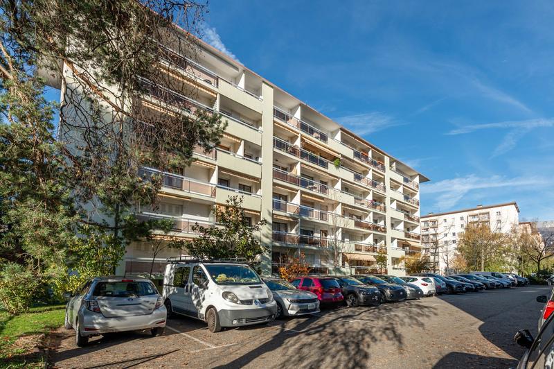 Appartement - 92 m² - 4 pièces