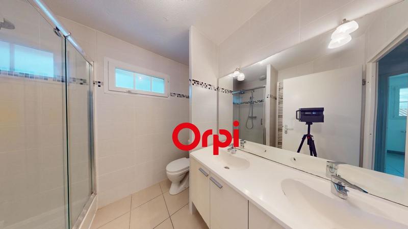 Maison - 102 m² - 5 pièces