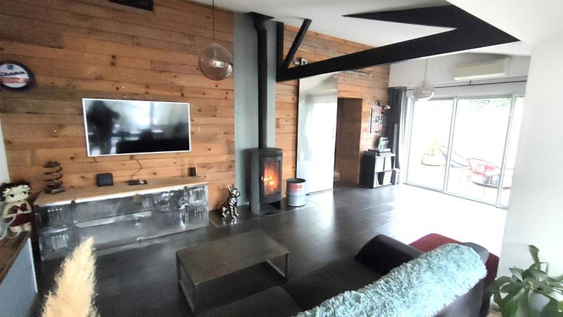 Maison - 111 m² - 6 pièces