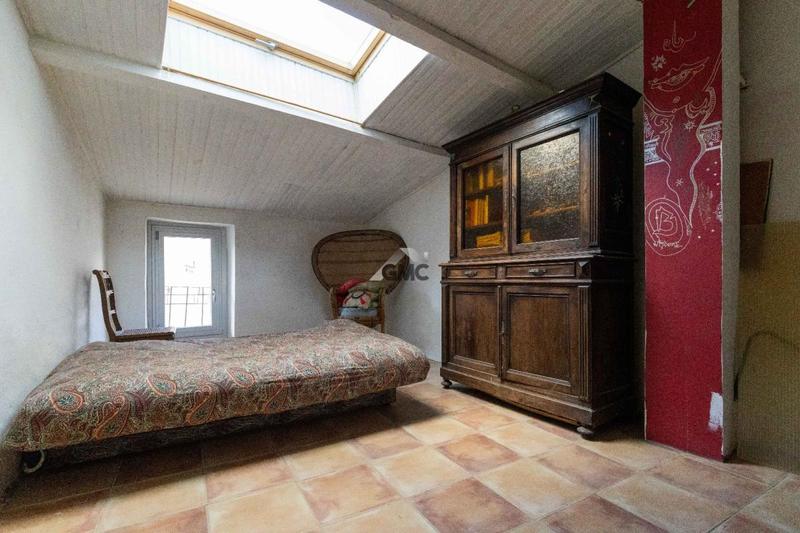 Maison de village - 87 m² - 5 pièces