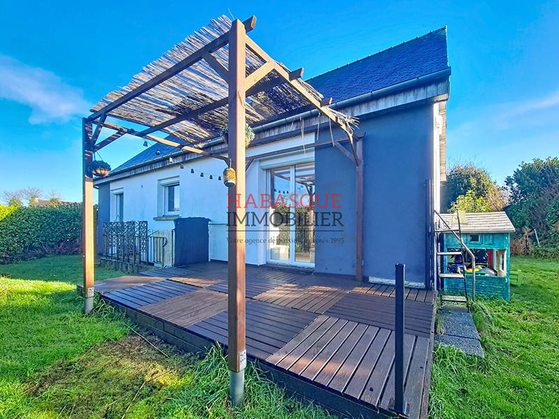 Maison - 102 m² - 7 pièces