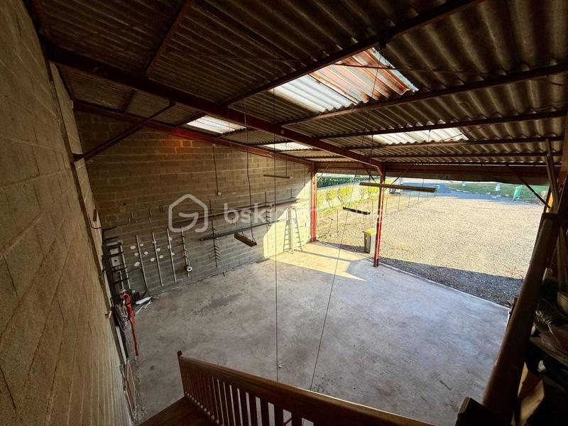 Immeuble - 220 m² - 1 pièce