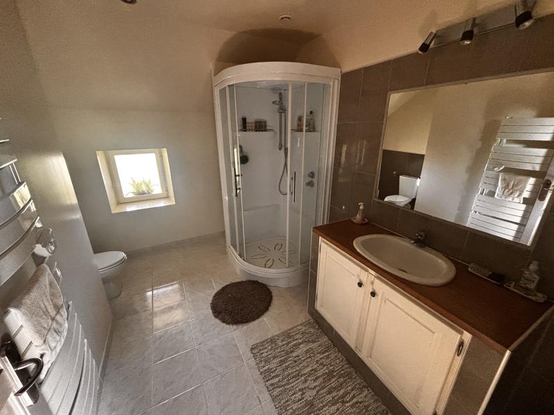 Maison - 254 m² - 8 pièces