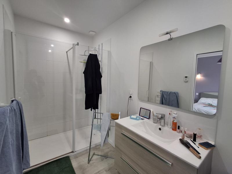 Maison traditionnelle - 241 m² - 7 pièces