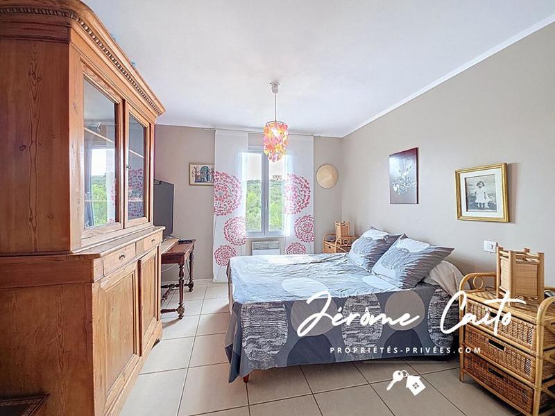 Maison - 152 m² - 6 pièces