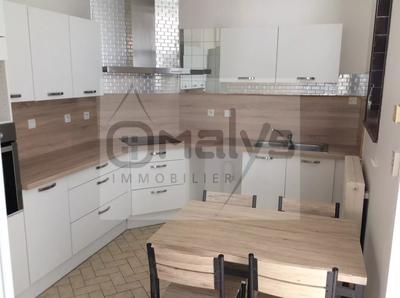 Maison - 76 m² - 4 pièces