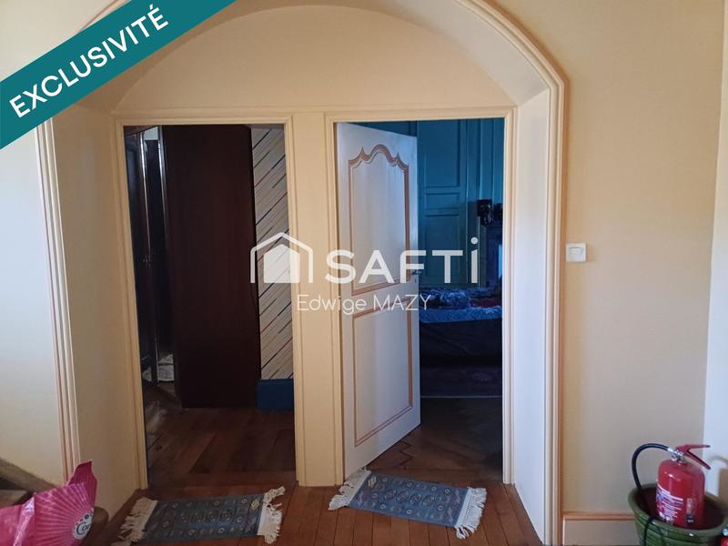 Maison - 244 m² - 8 pièces