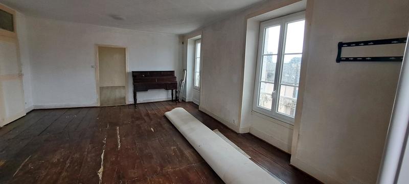 Appartement - 93 m² - 3 pièces