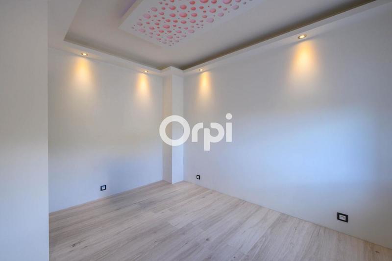Maison - 99 m² - 4 pièces