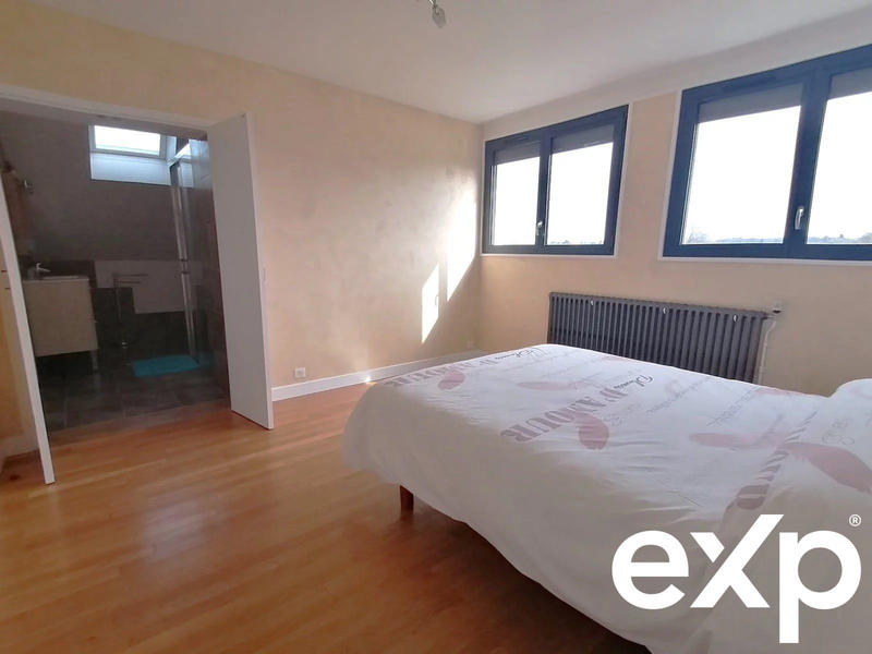 Maison - 161 m² - 6 pièces