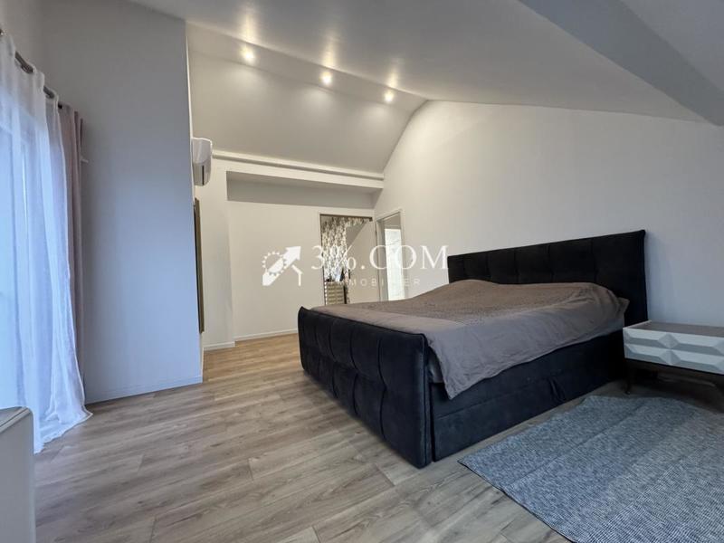 Maison - 150 m² - 7 pièces