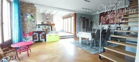 Maison - 170 m² - 6 pièces