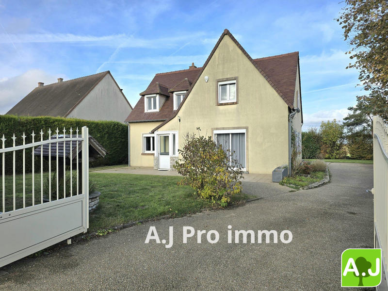 Maison traditionnelle - 125 m² - 6 pièces