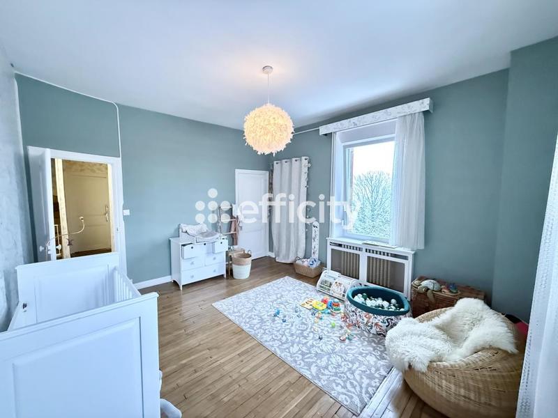 Demeure - 395 m² - 12 pièces