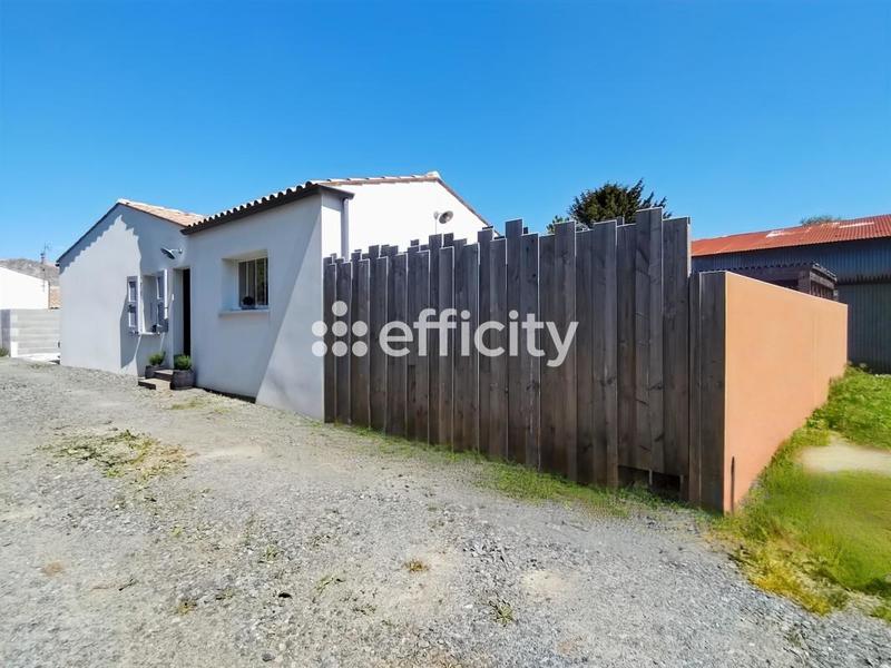 Maison - 85 m² - 4 pièces