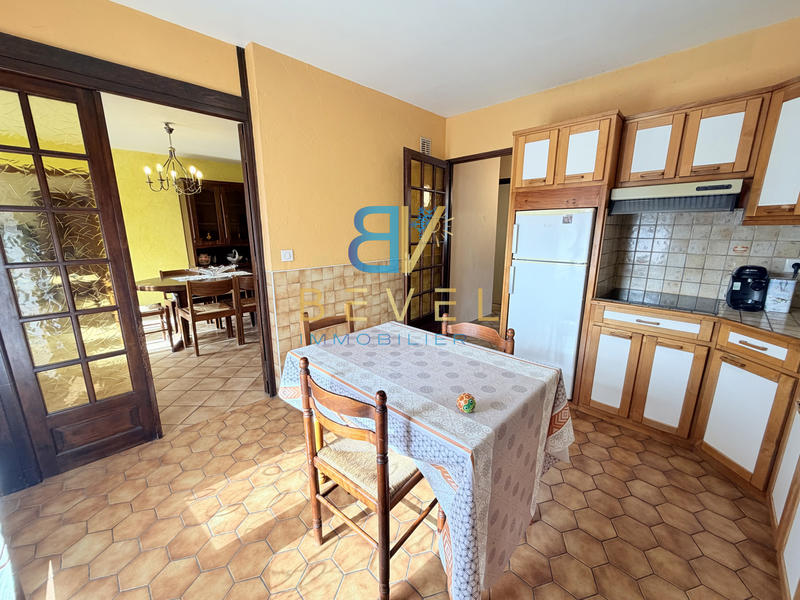 Appartement - 77 m² - 4 pièces