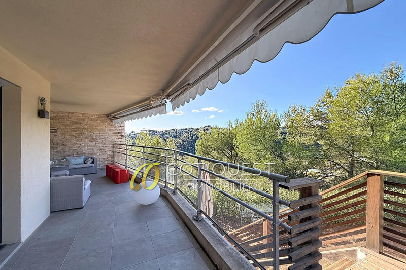 Appartement - 90 m² - 3 pièces