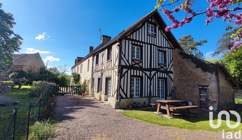 Maison - 310 m² - 15 pièces