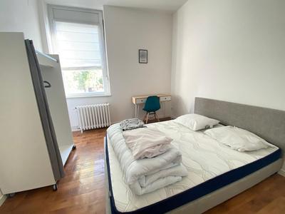 Chambre - 14 m² - 7 pièces