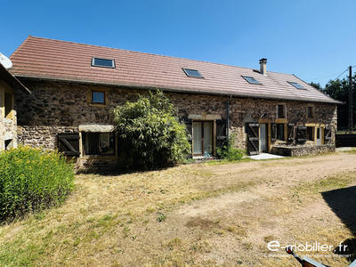 Maison - 223 m² - 8 pièces