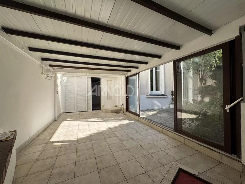 Maison - 95 m² - 5 pièces