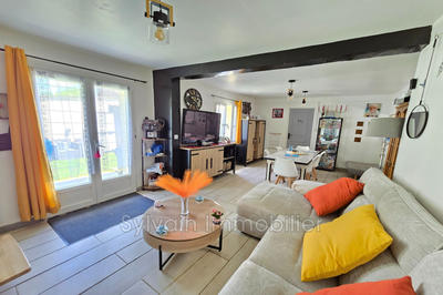 Maison - 88 m² - 6 pièces