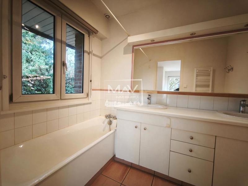 Maison - 158 m² - 5 pièces