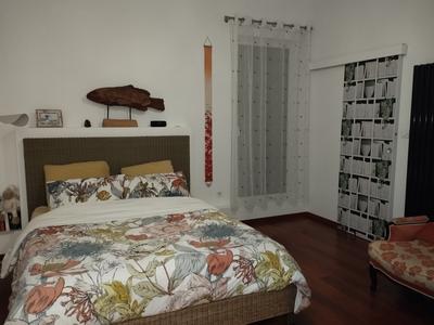 Maison - 143 m² - 5 pièces