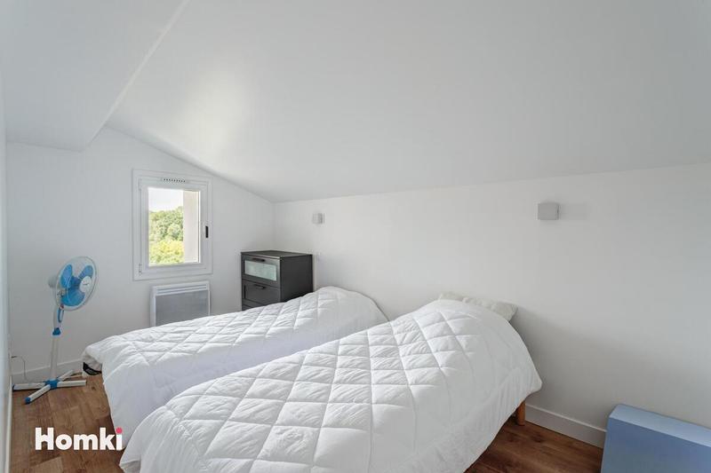 Maison - 160 m² - 7 pièces