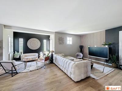 Maison - 226 m² - 7 pièces