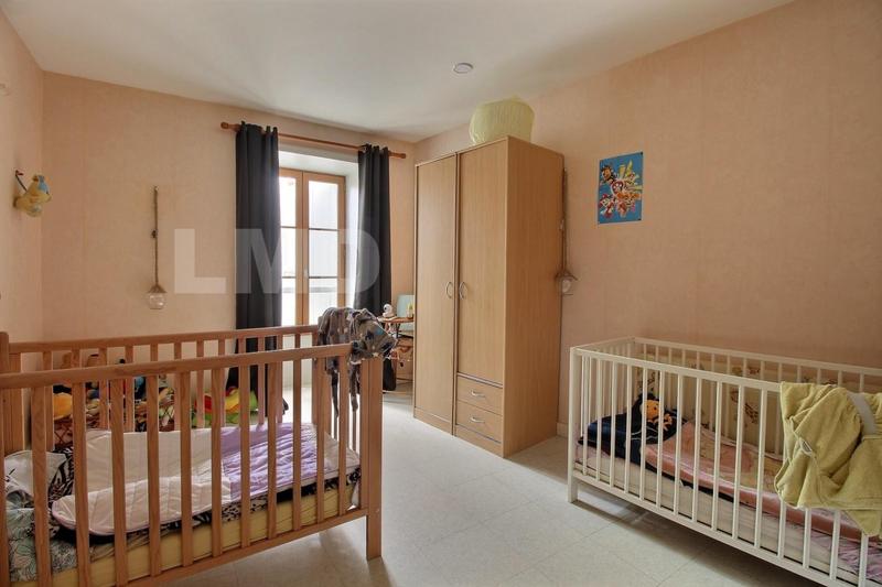 Maison de ville - 260 m² - 7 pièces