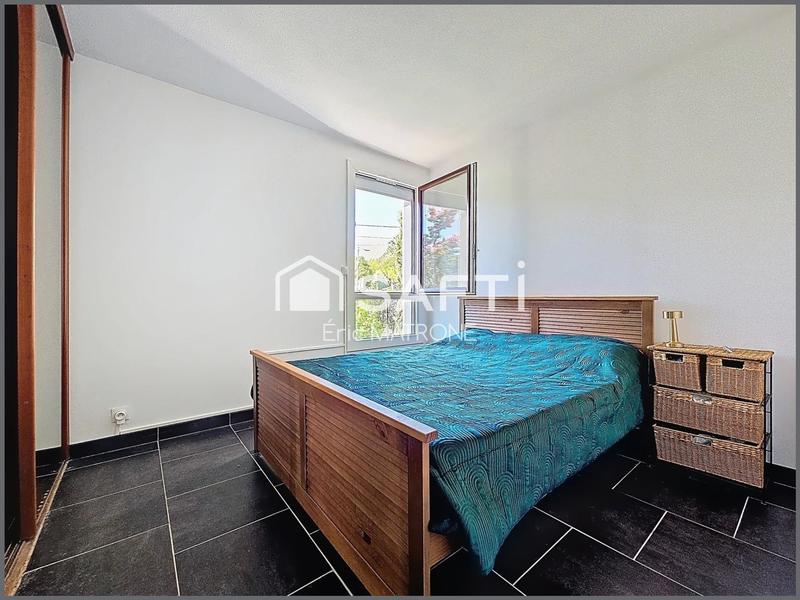 Appartement - 80 m² - 4 pièces