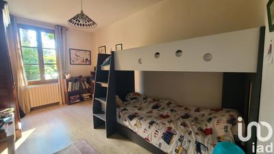 Maison - 212 m² - 8 pièces