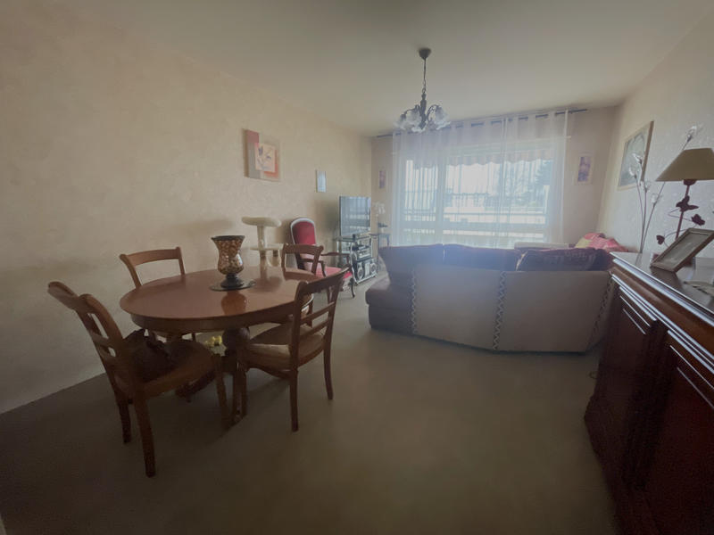 Appartement - 70 m² - 3 pièces