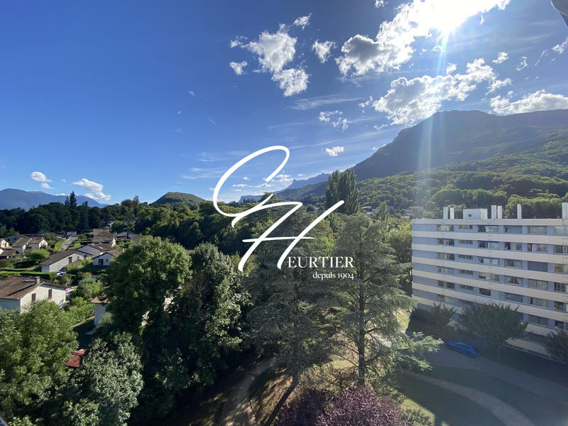 Appartement - 79 m² - 3 pièces