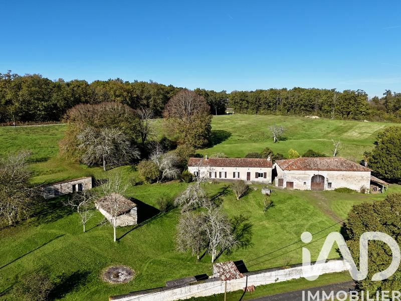 Maison - 121 m² - 5 pièces