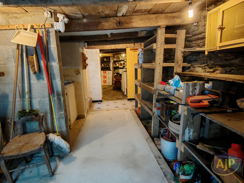 Maison - 96 m² - 5 pièces