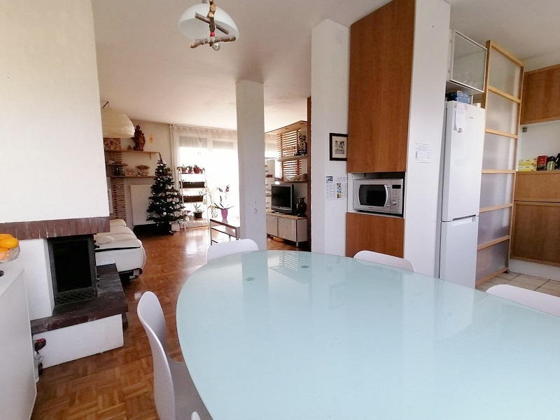 Maison - 100 m² - 6 pièces