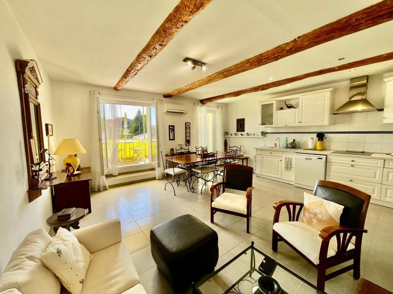 Appartement - 79 m² - 3 pièces