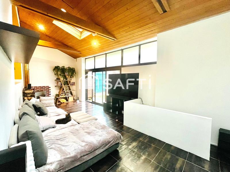 Maison - 133 m² - 5 pièces